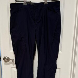 Eddie Bauer Men's Dark Navy fleece lined Cargo Pants